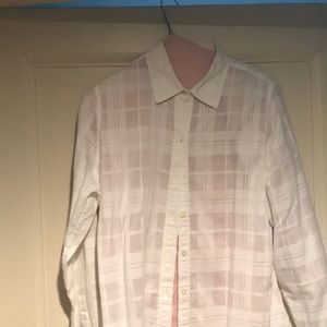 Women’s white cotton shirt